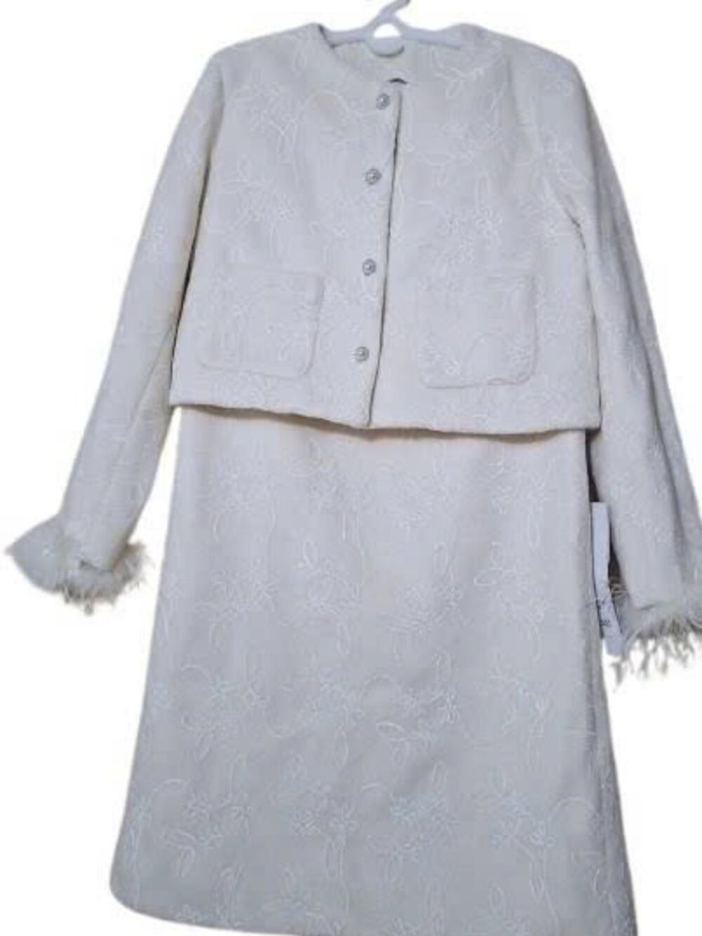 Set Dress Color Grey
